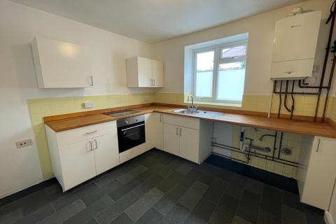 undefined, Mount Court, Wirral CH60