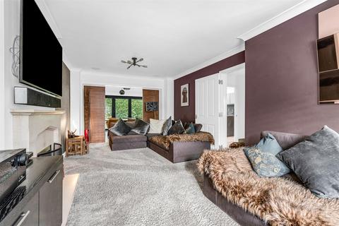 30 Lanthorn Close, Broxbourne, EN10 7NR