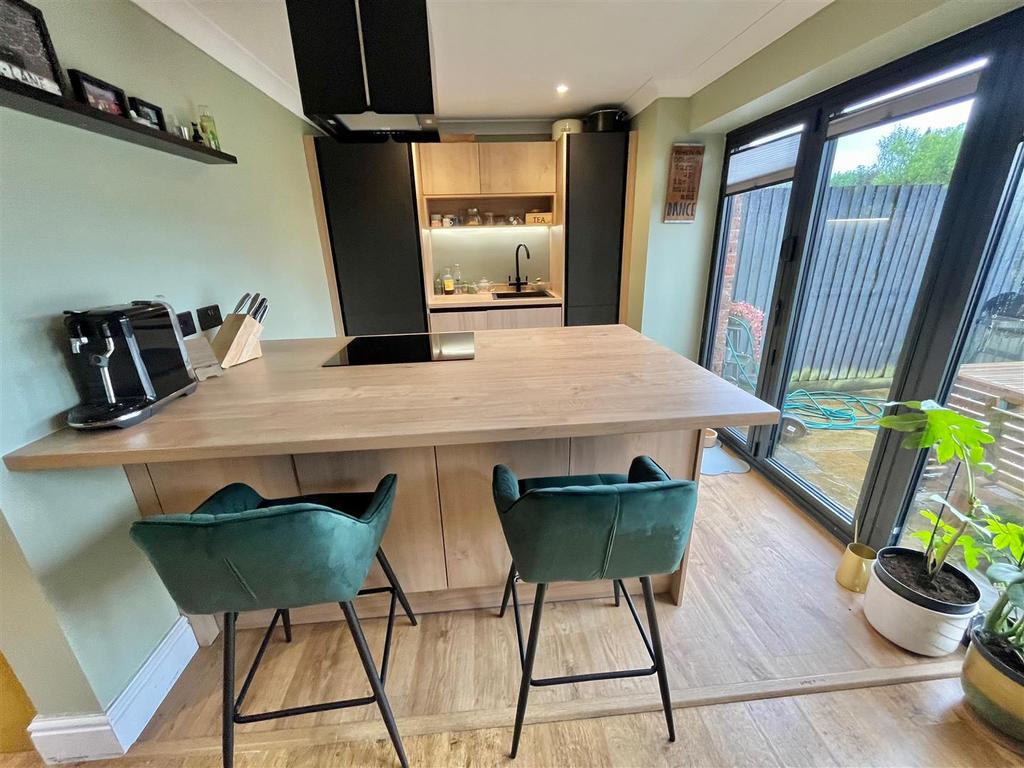 Dining Kitchen Aspect 6