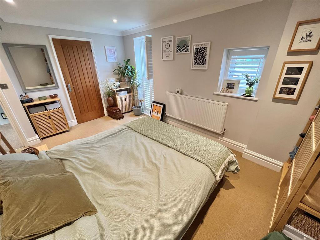 Bedroom 1 Aspect 2