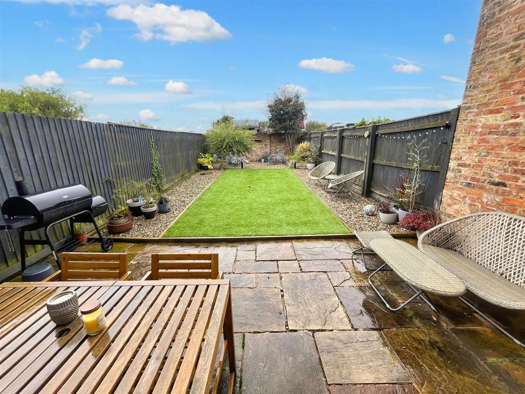Gardens Aspect 2