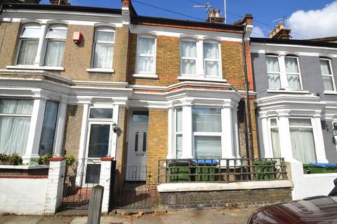 2 bedroom terraced house for sale, 12 Timbercroft Lane, Plumstead