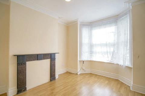 2 bedroom terraced house for sale, 12 Timbercroft Lane, Plumstead