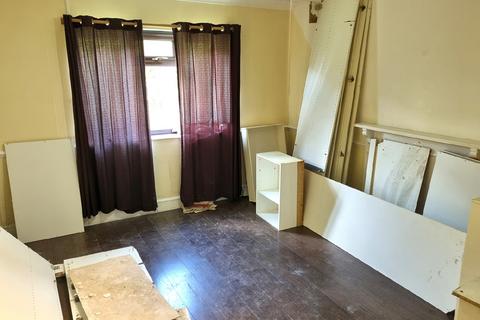 2 bedroom flat for sale, Flat 2 Oakleigh Court, 1(A) Covert Road, Ilford