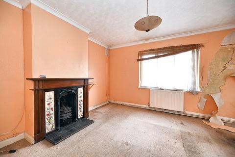 2 bedroom end of terrace house for sale, 55 Ashburton Road, Reading