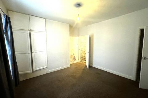 58 Green Lane, Featherstone, Pontefract, WF7 6JX