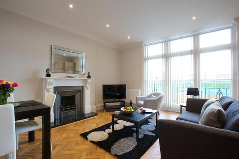 2 bedroom apartment for sale, Comeragh Road, Barons Court, London, W14