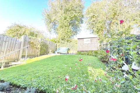 19 Holwill Drive, Torrington, EX38 7LQ