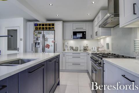 34 Warley Mount, Warley, Brentwood, CM14 5EN