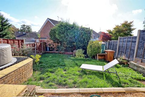 3 bedroom semi-detached house for sale, Kingsway, Ware SG12