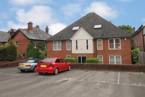 2 bedroom apartment to rent, West Wycombe Road, High Wycombe HP12