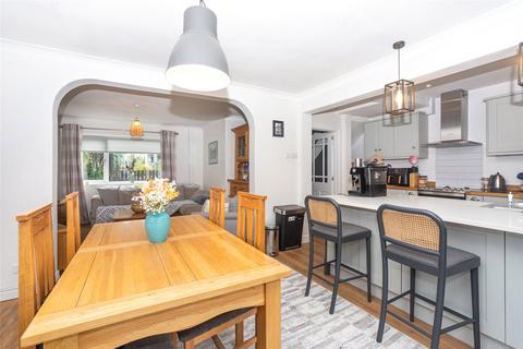 3 bedroom terraced house for sale, Bro Rhiwen, Rhiwlas, Bangor, Gwynedd, LL57