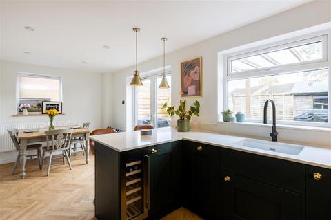 17 Challoners, Horsted Keynes, Haywards Heath, RH17 7DU