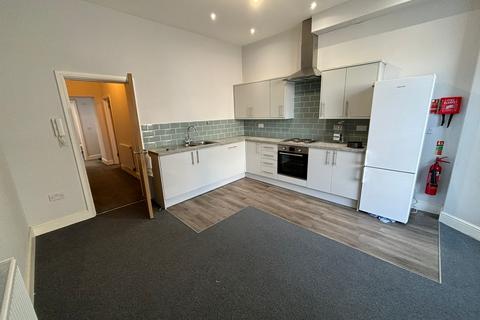 2 bedroom apartment to rent, Walter Rd,