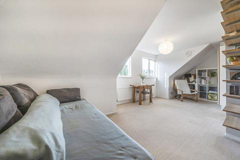 Studio for sale, Queensmere Road, London SW19