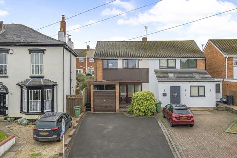 3 bedroom semi-detached house for sale, 251 Stourbridge Road, Halesowen