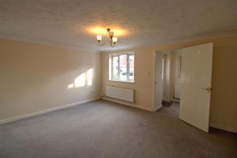 3 bedroom end of terrace house for sale, Bayfield Close, King's Lynn