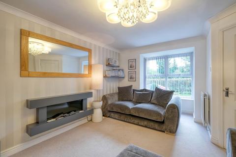 4 bedroom detached house for sale, Sedgefield Walk, Catshill, Bromsgrove, B61 0SE