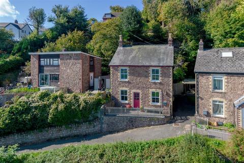 3 bedroom detached house for sale, Wyche Road, Malvern