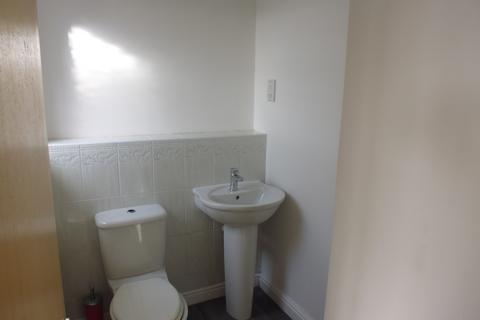 2 bedroom apartment to rent, Finchale Avenue, Priorslee, Shropshire, TF2