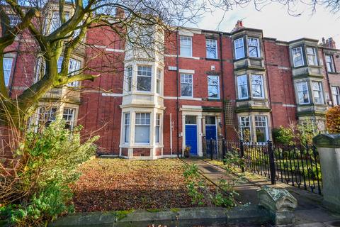 2 bedroom flat to rent, Eskdale Terrace, Jesmond