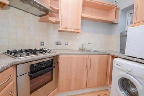 2 bedroom flat to rent, Eskdale Terrace, Jesmond