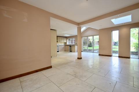 5 Englefield Road, Leicester, LE5 6PH