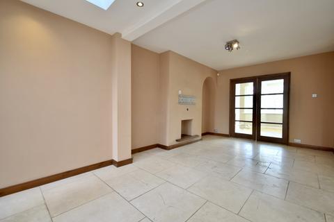 5 Englefield Road, Leicester, LE5 6PH