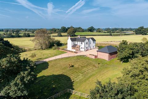 4 bedroom detached house for sale, A Charming Farmhouse on Smithy Lane, Hulme Walfield