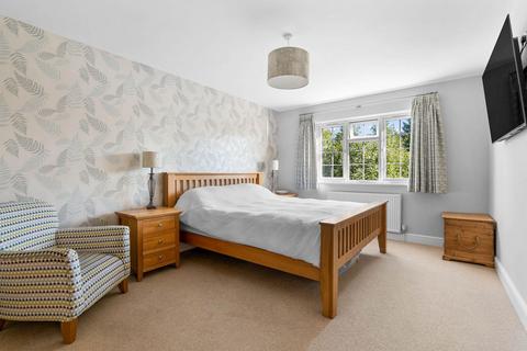 6 Manor Road, Worcester, WR2 4PD