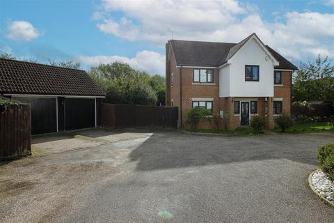 5 bedroom detached house for sale, Mill Grove, Ongar