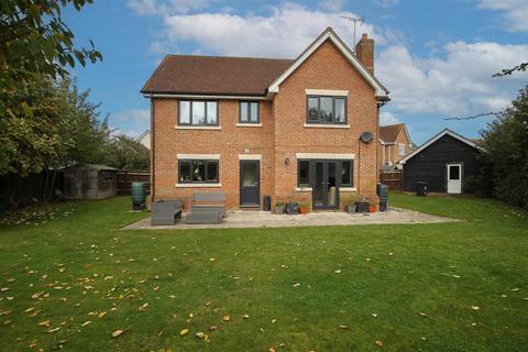 5 bedroom detached house for sale, Mill Grove, Ongar