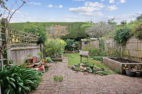 3 bedroom terraced house for sale, Tudor Close, East Grinstead, RH19