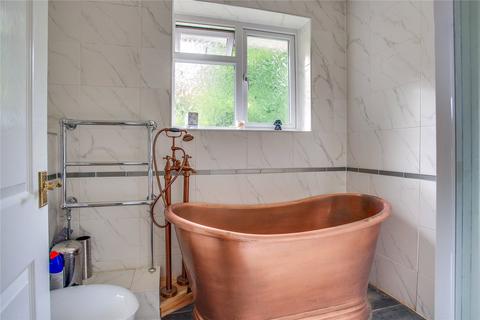 18 Harcourt Close, Henley-on-thames, RG9 1UZ