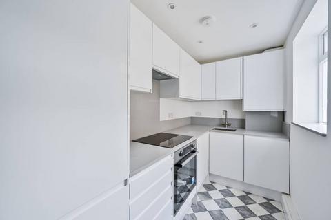 1 bedroom flat for sale, Calverley Grove, Archway, London, N19