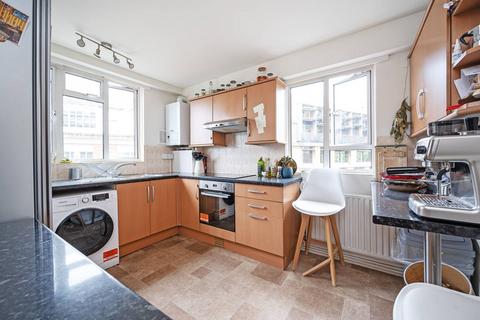 2 bedroom flat to rent, Parmoor Court, Clerkenwell, London, EC1V