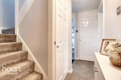 22 Sunmead Walk, Cambridge, CB1 9YB