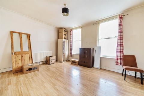 2 bedroom maisonette for sale, Kirkdale, London, SE26