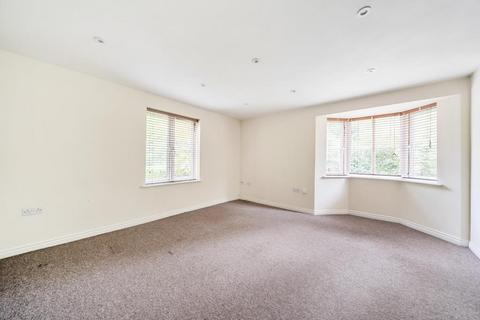 2 bedroom flat for sale, Park View Lane,  Witney,  OX28