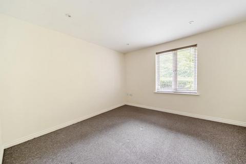 2 bedroom flat for sale, Park View Lane,  Witney,  OX28