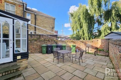 1 bedroom flat for sale, London Road, Peterborough PE2