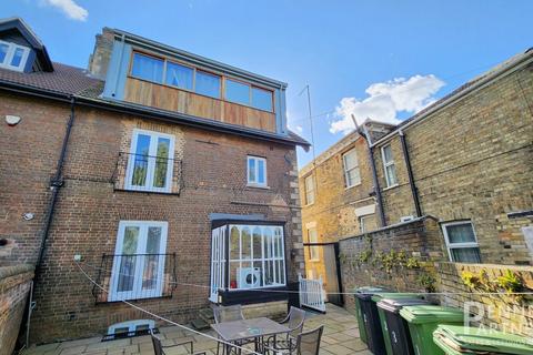 1 bedroom flat for sale, London Road, Peterborough PE2