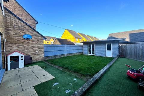 4 bedroom detached house for sale, Admiral Drive, Stevenage