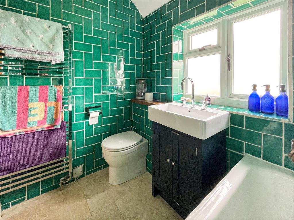 Bath.JPG
