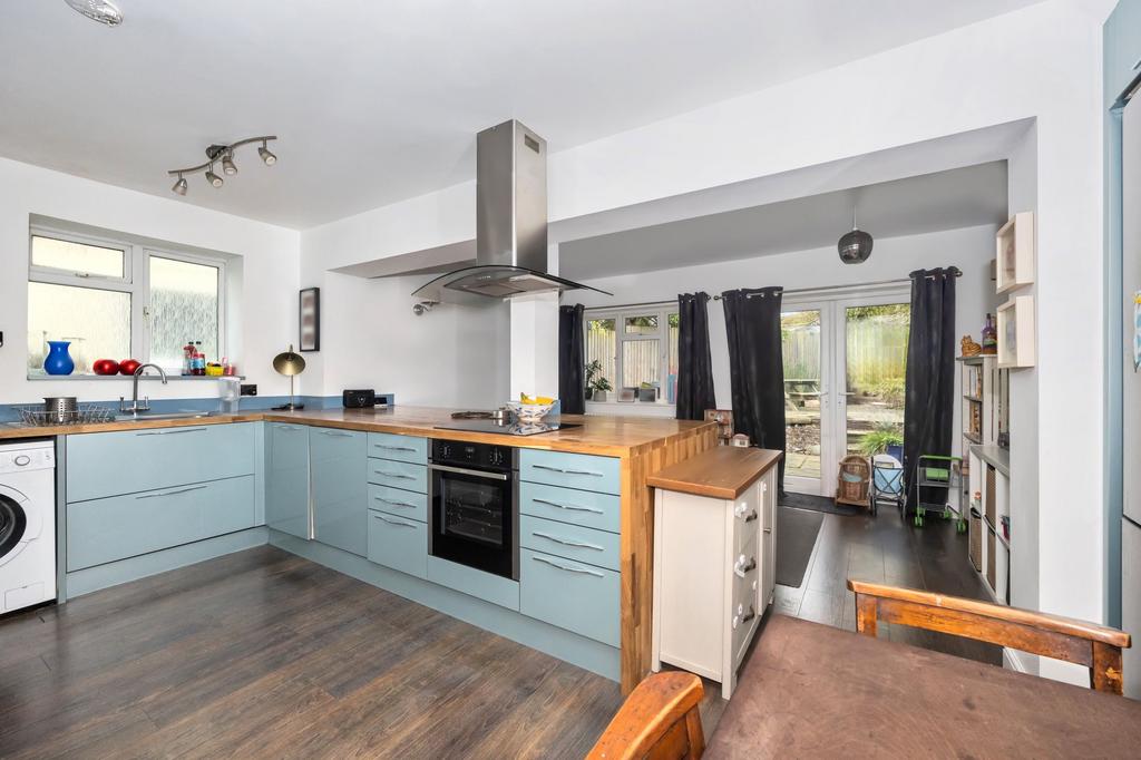 Elm Drive, Hove BN3 4 bed semidetached house for sale £575,000