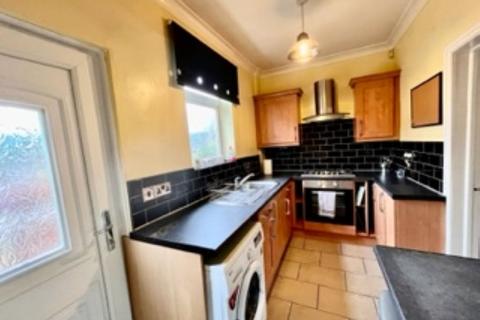 3 bedroom end of terrace house for sale, Vicar Road, Rotherham S63