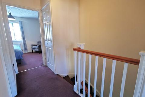 47 Bullfinch Drive, Harleston, IP20 9FB