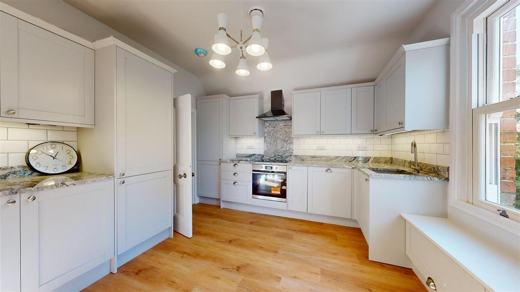 Flat 4 Sydney House 16 Canonbury Kitchen 1.jpg