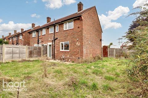 11 Dulverton Road, Romford, RM3 8LP