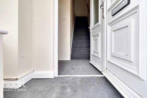 11 Dulverton Road, Romford, RM3 8LP